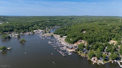 FORMER MOTEL DIRECTLY ACROSS THE STREET FROM ICONIC LAKE - photo 9