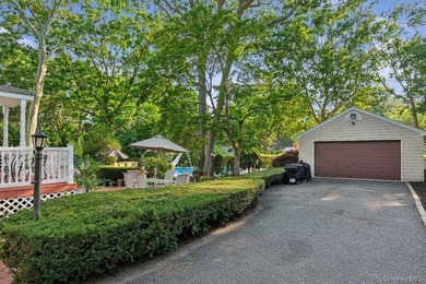 Welcome to 61 Timber Drive in Calverton! This charming ranch - photo 4