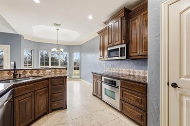 Lake Texoma living begins here in Tanglewood. Ideally located - photo 15