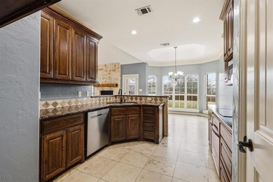 Lake Texoma living begins here in Tanglewood. Ideally located - photo 16