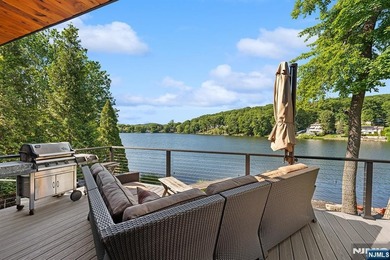 Experience the ultimate lakefront lifestyle in this exceptional - photo 19