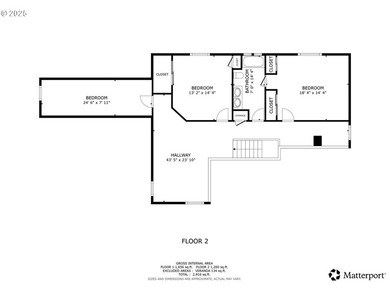 Magnificent custom home located right in town, thoughtfully - photo 24