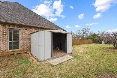 Lake Texoma living begins here in Tanglewood. Ideally located - photo 37
