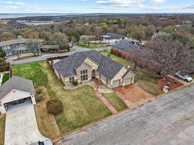 Lake Texoma living begins here in Tanglewood. Ideally located - photo 38