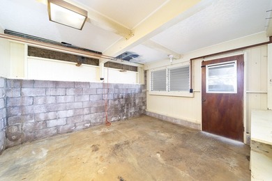Large home with old charm and ocean views. A multi level home is - photo 2