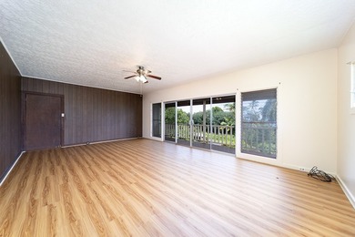 Large home with old charm and ocean views. A multi level home is - photo 6