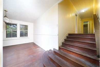 Large home with old charm and ocean views. A multi level home is - photo 9