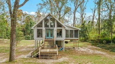 Lake Home For Sale in Ponchatoula, Louisiana