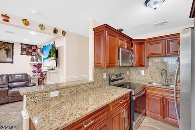 Welcome to 1847 Maple Dr, Fort Myers, FL 33907-a beautifully - photo 10