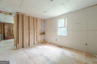 Investor special near Lake Allatoona! This single-story home on - photo 13