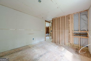 Investor special near Lake Allatoona! This single-story home on - photo 14