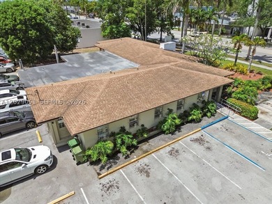 Prime corner property with direct exposure & on highly traveled - photo 4