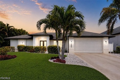 The best Gulf-access homes don't ask you to choose between an - photo 1