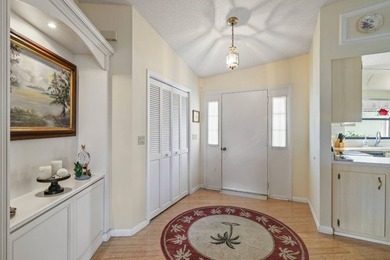 Charming 2 Bedroom, 2 Bath Home on Canal to Lake June - Placid - photo 4