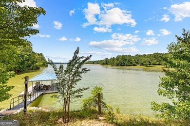 Follow the winding paved driveway through a canopy of mature - photo 12