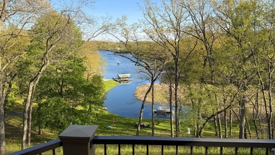 Exceptional custom lakefront home on Lake Beulah with 5 acres of - photo 17