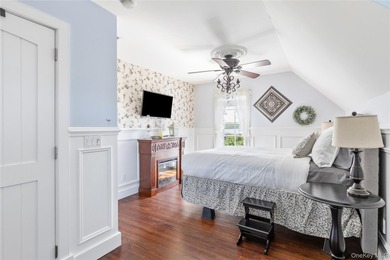 Elegant Montauk Retreat With Sunset Water Views. Privately set - photo 30
