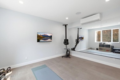 Bordering Victory Ranch's protected backcountry, this custom - photo 37