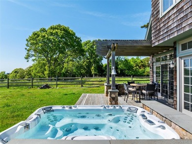 Elegant Montauk Retreat With Sunset Water Views. Privately set - photo 49