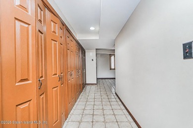 Welcome to 833 Rensselaer Avenue, a spacious semi-attached home - photo 18