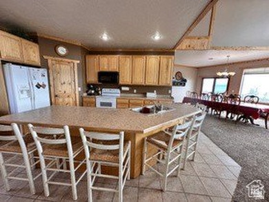 Price Reduced! East Side Bear Lake rambler with sweeping - photo 18