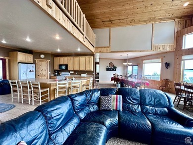 Price Reduced! East Side Bear Lake rambler with sweeping - photo 24