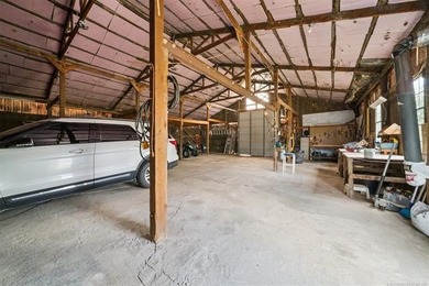 Beautiful 1 owner home on well groomed acreage complete with - photo 33