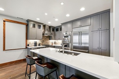 Sierra Shores Lakefront!This 3/4-share luxury townhome offers a - photo 35