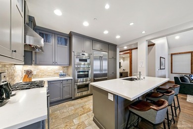 Sierra Shores Lakefront!This 3/4-share luxury townhome offers a - photo 37