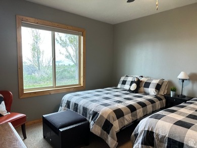 Price Reduced! East Side Bear Lake rambler with sweeping - photo 38