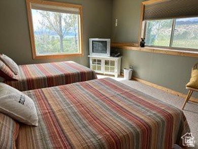 Price Reduced! East Side Bear Lake rambler with sweeping - photo 41