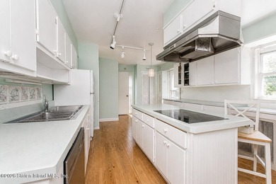 Offered for the first time in more than half a century, this - photo 23