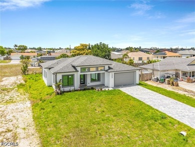 Discover this beautifully designed luxury home featuring 1,927 - photo 26