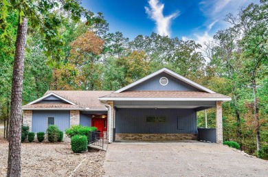 Lake Granada Home For Sale in Hot Springs Village Arkansas