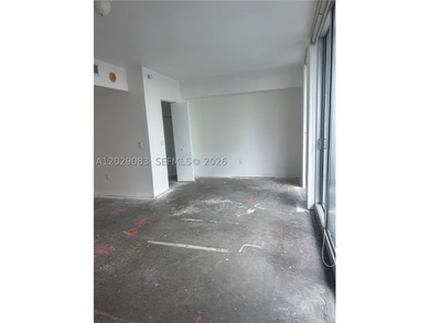 ATTENTION! Rare decorator-ready studio in the heart of Brickell - photo 3