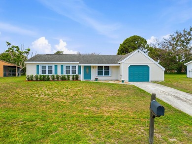 Bright and airy 3-bedroom, 2 full bath home situated on a rare - photo 37