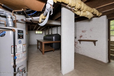 Offered for the first time in more than half a century, this - photo 40