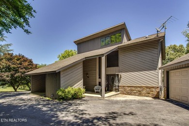 Are you looking for a lakefront home that is priced to allow you - photo 3