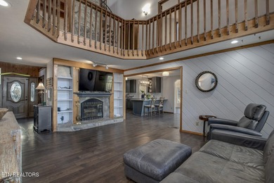 Are you looking for a lakefront home that is priced to allow you - photo 8
