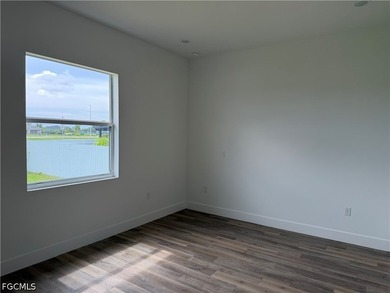 Price improvement!!New Construction 3 bedroom plus Den, 3 full - photo 9