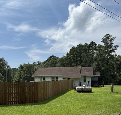 This 2 BR 1.5 Bath fixer upper is a nice 2 acre rural property - photo 3