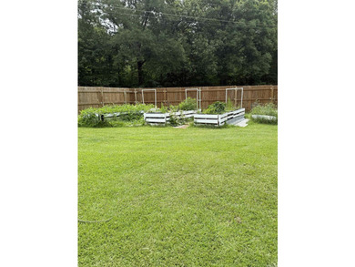 This 2 BR 1.5 Bath fixer upper is a nice 2 acre rural property - photo 10