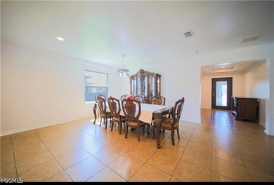 Gorgeous Fully Upgraded Home - 5 Bedrooms, 3 Full Baths, 2,757 - photo 8