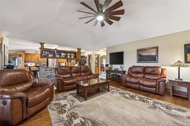 Experience Bella Vista living with this beautiful Gene Knight - photo 19