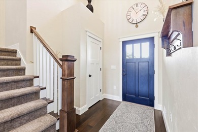 Beautiful 2 story custom built home located in Sherwood area - photo 8