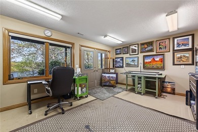 Experience Bella Vista living with this beautiful Gene Knight - photo 48