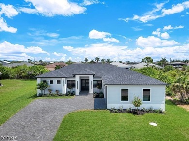 Located in the sought-after South Gulf Cove community, this - photo 1