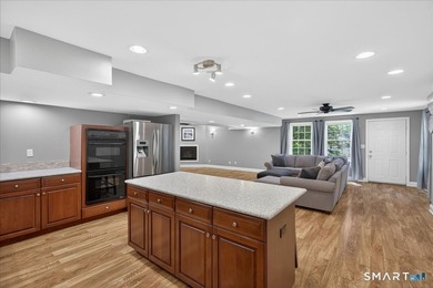 ABSOLUTELY STUNNING is the only way to describe this immaculate - photo 32