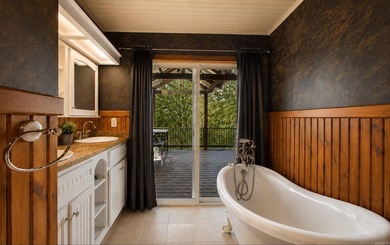 Experience the perfect blend of luxury, privacy, and lake living - photo 10
