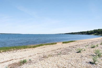 Enjoy breathtaking western-facing views across Three Mile Harbor - photo 18